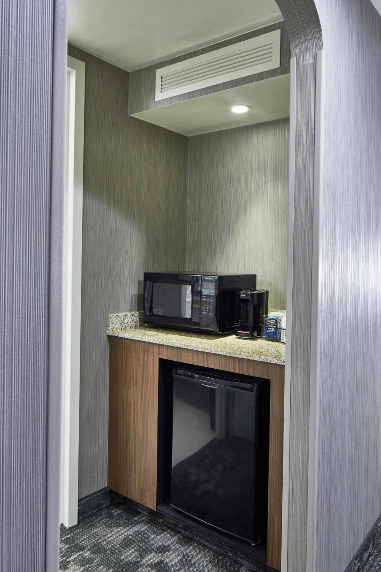 Courtyard By Marriott Albany Thruway Hotel Eksteriør billede