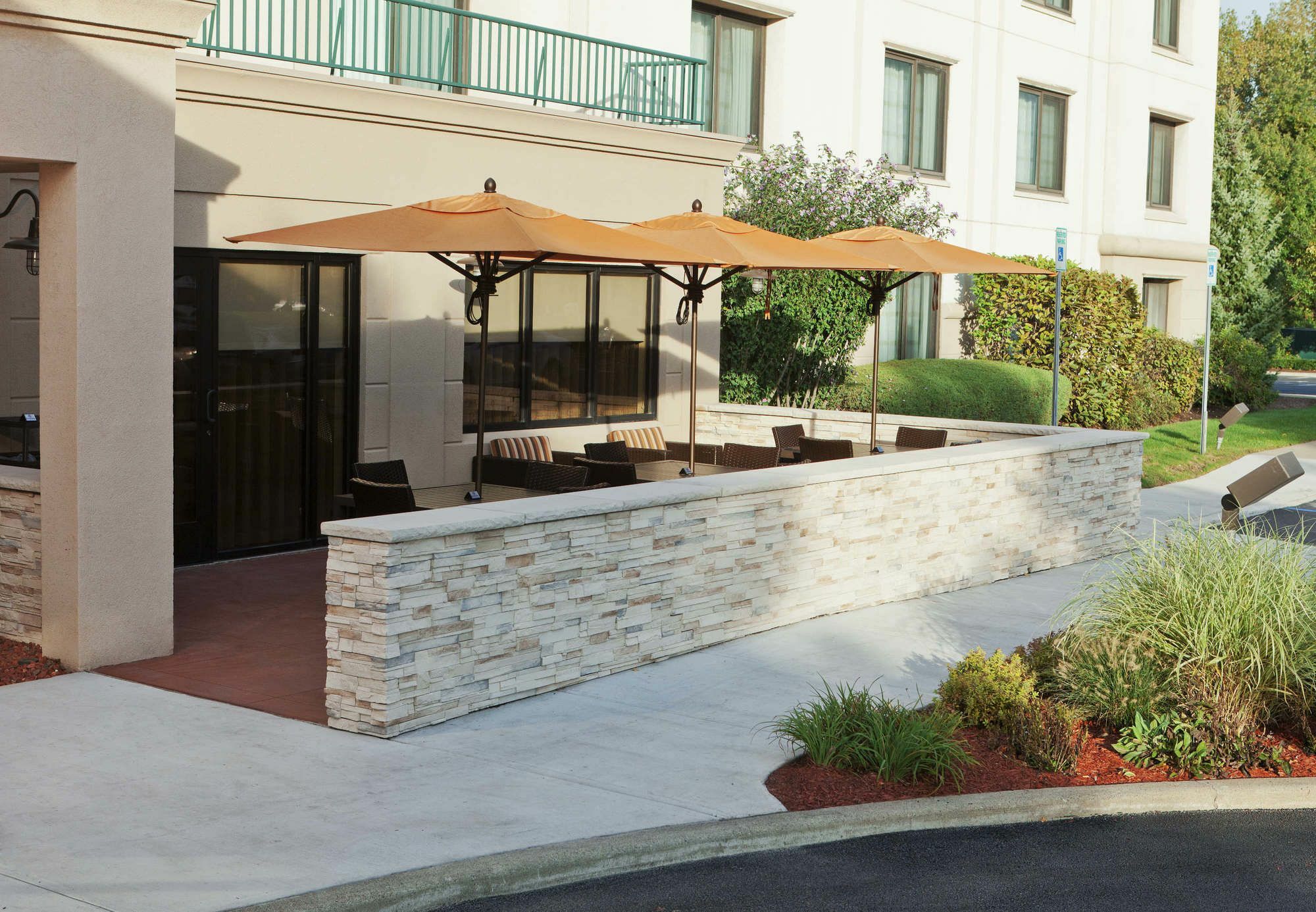 Courtyard By Marriott Albany Thruway Hotel Eksteriør billede